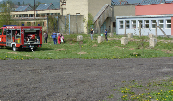 30. fotografia fotogalérie Možnosti turistiky / Ovocný sad - foto