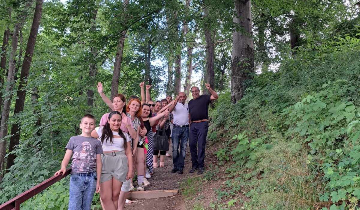 10. fotografia fotogalérie Slávnostné posedenie v KC KOTVA - Bašavel :)